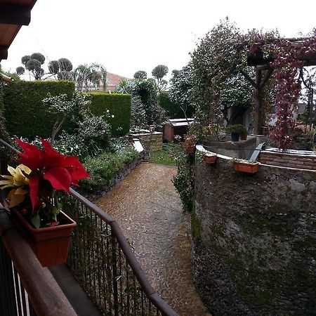 Etma Bed & Breakfast SantʼAlfio Екстериор снимка