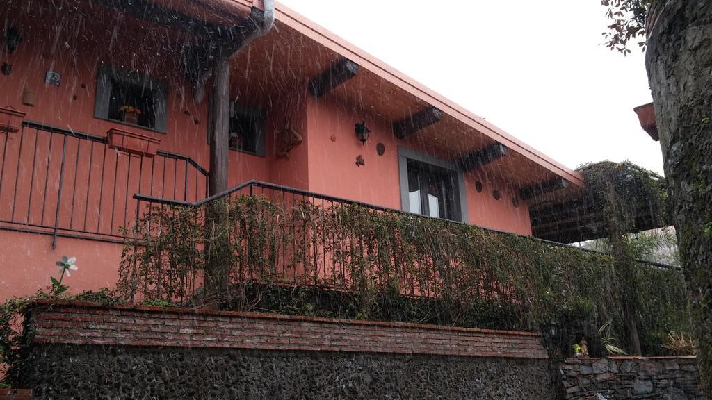 Etma Bed & Breakfast SantʼAlfio Екстериор снимка