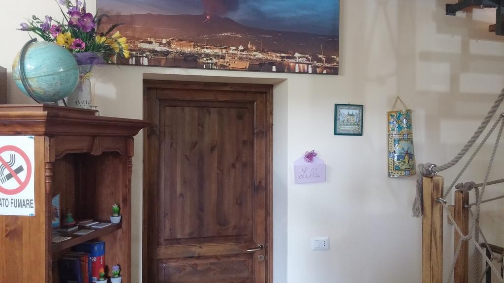 Etma Bed & Breakfast SantʼAlfio Екстериор снимка